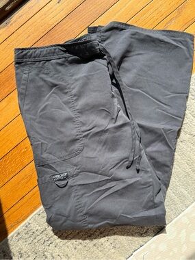 Cherokee Workwear Women's Black Cargo Scrub Pants
